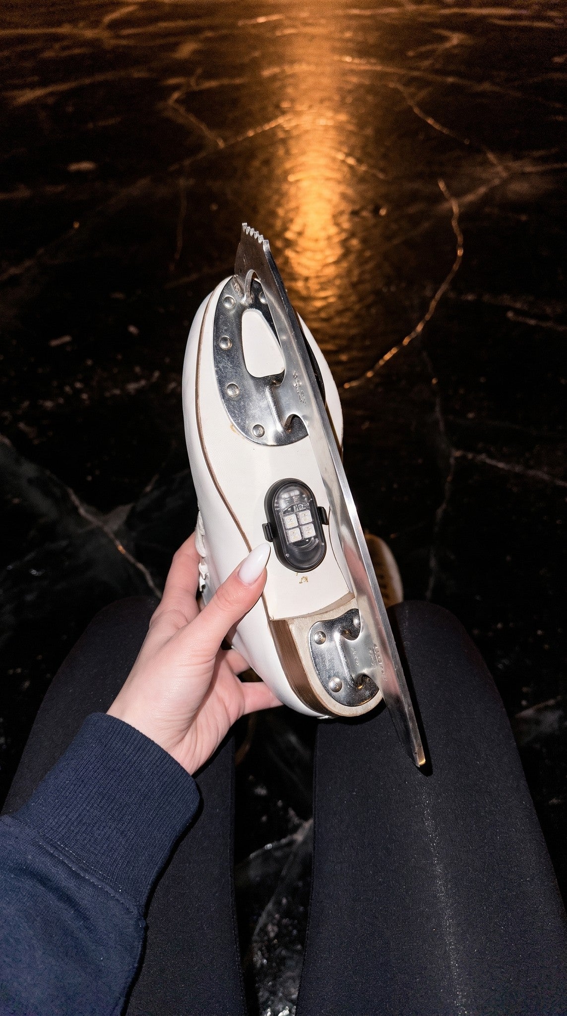PinePeak™ LED Ice Skate Lighting System
